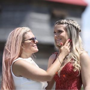 Meet your Posher, Macha